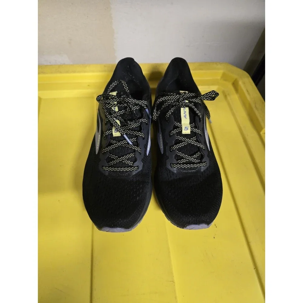 Brooks Anthem 5 Women’s Running Shoes Black Gray Sneakers Athletic Gym Sz 9